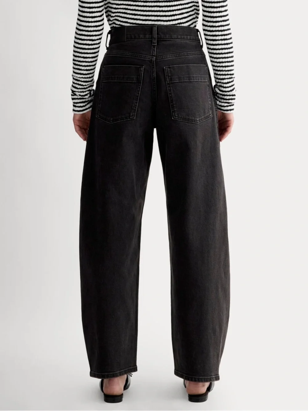 Everlane The Way-High Twist Curve Jean Washed Black Size 27NWOT
